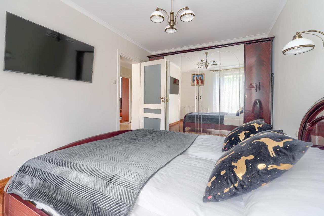 Apartamenty Bursztynowe Komnaty Darlowko Ngoại thất bức ảnh