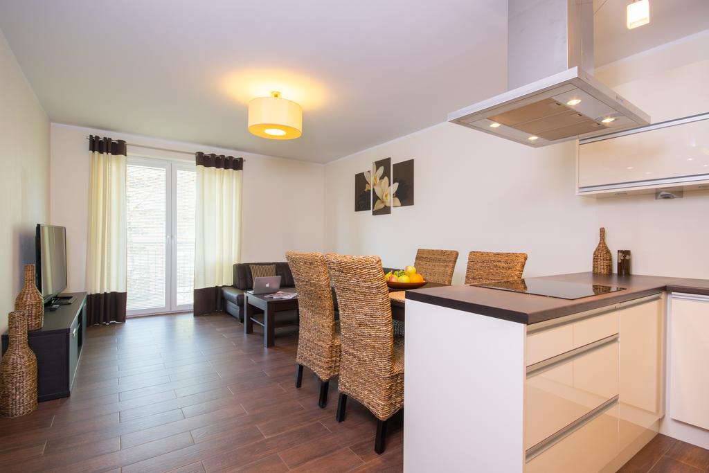 Apartamenty Bursztynowe Komnaty Darlowko Ngoại thất bức ảnh