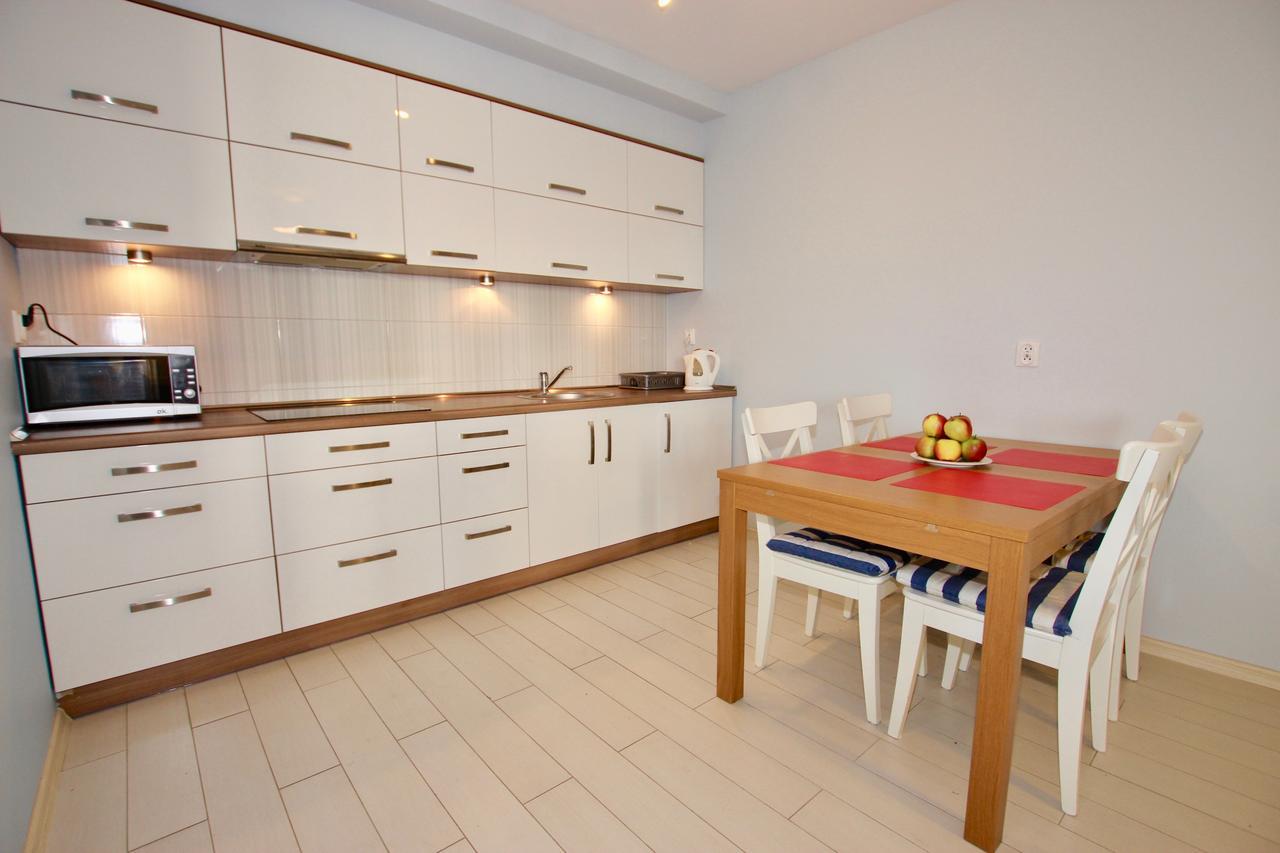 Apartamenty Bursztynowe Komnaty Darlowko Ngoại thất bức ảnh